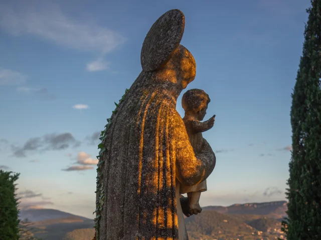 Dorf Rasteau im Herbst