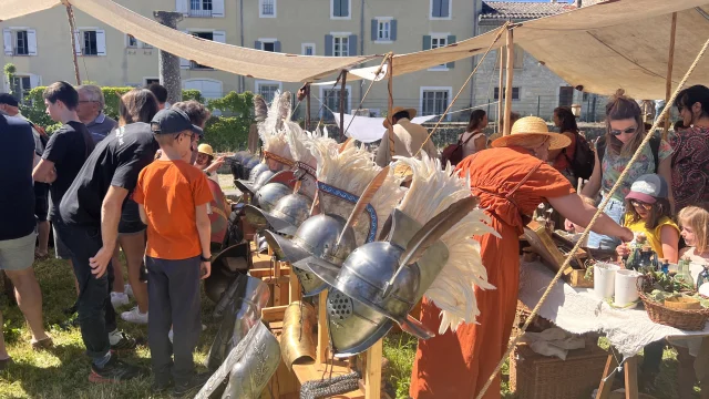 Römisches Hundertjahrfeier-Lager in Vaison-la-Romaine