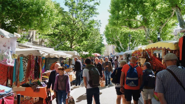 Vaison-la-Romaine market