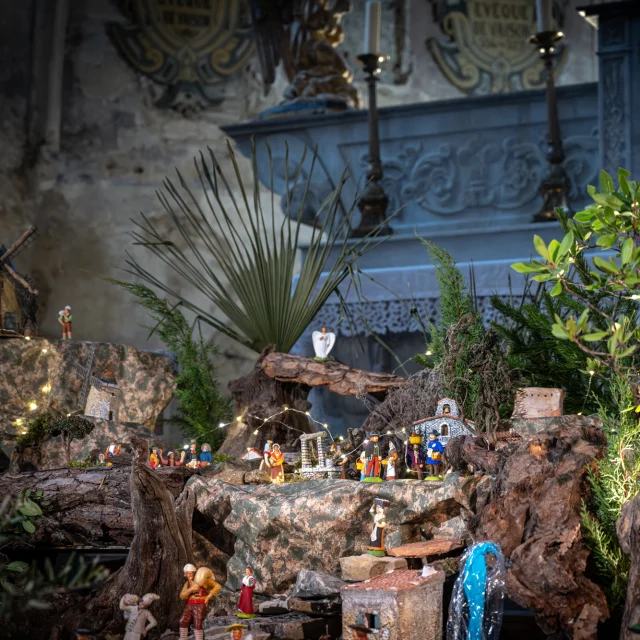 Ausstellung von Santons 2023 in der Kathedrale Sainte-Marie de l'Assomption